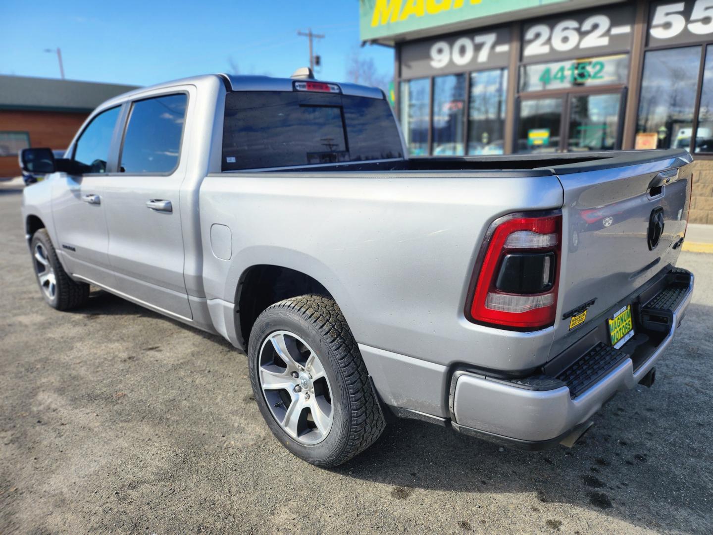 2020 SILVER /Black RAM 1500 REBEL (1C6SRFLT9LN) with an 5.7L engine, Automatic transmission, located at 1960 Industrial Drive, Wasilla, 99654, (907) 274-2277, 61.573475, -149.400146 - Photo#3